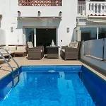 Welcs Casa 242 Emp Con Terraza Y Acceso Al Muelle אמפוריבראבה