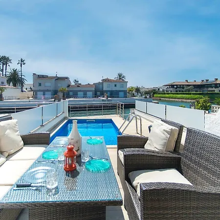 Welcs Casa 242 Emp Con Terraza Y Acceso Al Muelle 別荘 エンプリアブラバ