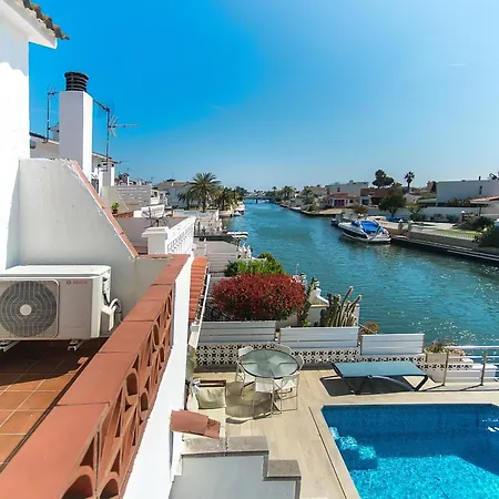 Welcs Casa 242 Emp Con Terraza Y Acceso Al Muelle