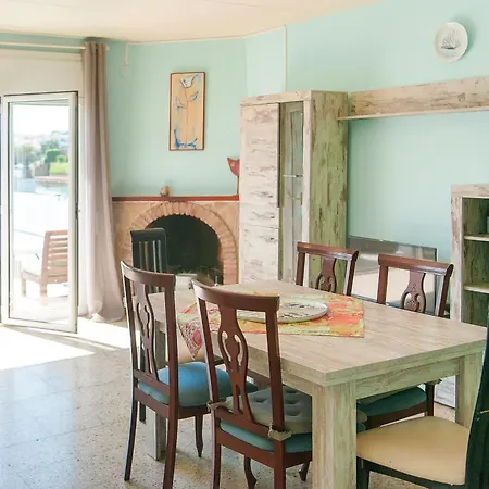 Holiday home Welcs Casa 242 Emp Con Terraza Y Acceso Al Muelle
